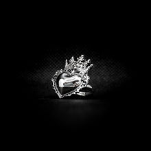 Cargar imagen en el visor de la galería, ANILLO CORAZÓN CORONA
