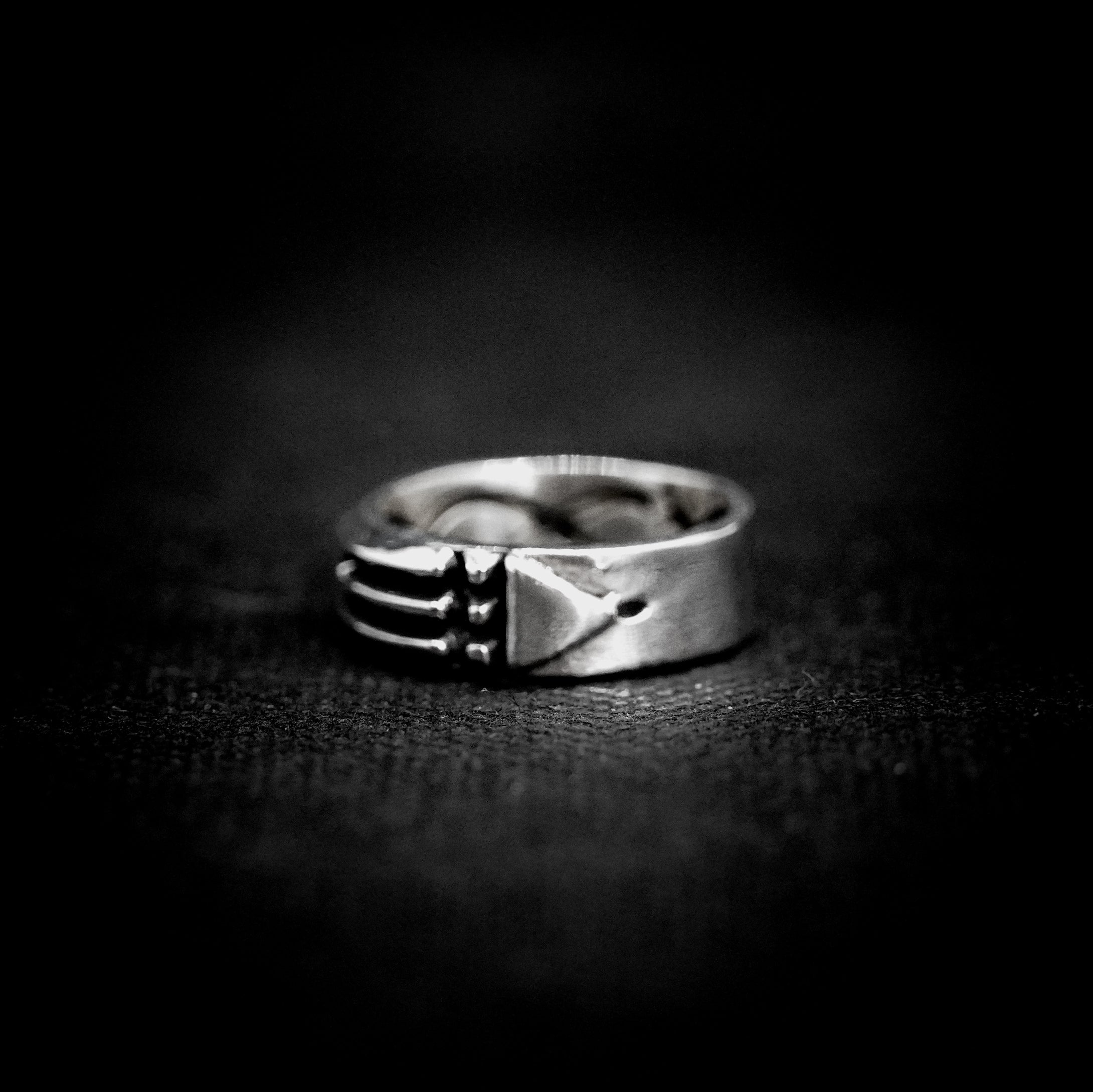 ANILLO ATLANTE