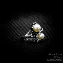 Cargar imagen en el visor de la galería, ANILLO GIRASOL CON PERLA
