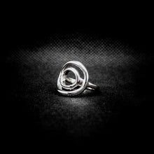 Cargar imagen en el visor de la galería, ANILLO DOBLE CIRCULO
