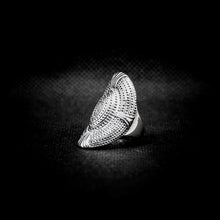 Cargar imagen en el visor de la galería, ANILLO LARGO ESCUDO
