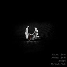 Cargar imagen en el visor de la galería, ANILLO CORAZÓN CON ALAS
