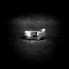 Cargar imagen en el visor de la galería, ANILLO CÓNCAVO
