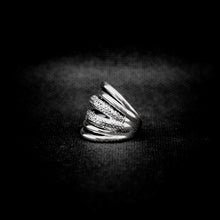 Cargar imagen en el visor de la galería, ANILLO BANDAS

