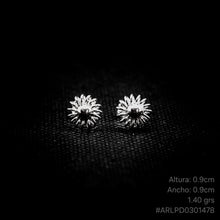 Cargar imagen en el visor de la galería, ARETES MARGARITAS
