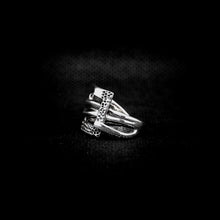 Cargar imagen en el visor de la galería, ANILLO ABSTRACTO CUADRADO
