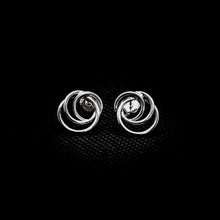 Cargar imagen en el visor de la galería, ARETES ENTRELAZADOS
