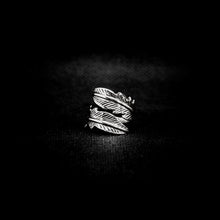 Cargar imagen en el visor de la galería, ANILLO PLUMA
