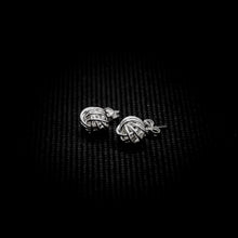 Cargar imagen en el visor de la galería, ARETES ENTRELAZADOS
