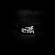 Cargar imagen en el visor de la galería, ANILLO CRUZ ÁNGEL
