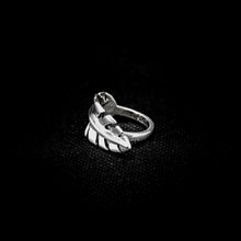 Cargar imagen en el visor de la galería, ANILLO HOJA
