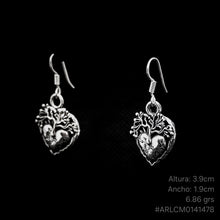 Cargar imagen en el visor de la galería, ARETES AMOR POR MÉXICO
