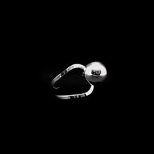 Cargar imagen en el visor de la galería, ANILLO BOLA
