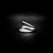 Cargar imagen en el visor de la galería, ANILLO ONDULADO
