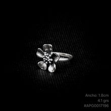Cargar imagen en el visor de la galería, ANILLO FLOR DE CEREZO
