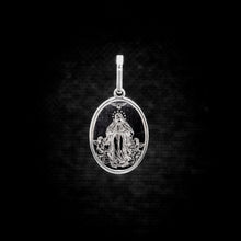Cargar imagen en el visor de la galería, DIJE VIRGEN DESATANUDOS

