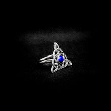 Cargar imagen en el visor de la galería, ANILLO TRIQUETA
