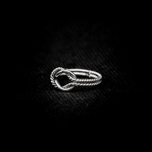 Cargar imagen en el visor de la galería, ANILLO LAZO
