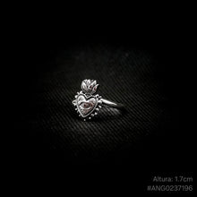 Cargar imagen en el visor de la galería, ANILLO CORAZÓN SAGRADO
