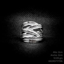 Cargar imagen en el visor de la galería, ANILLO ENTRELAZADO
