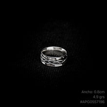 Cargar imagen en el visor de la galería, ANILLO ENTRELAZADO
