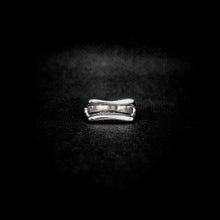 Cargar imagen en el visor de la galería, ANILLO MINIMALISTA
