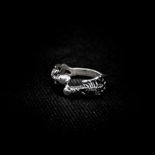 Cargar imagen en el visor de la galería, ANILLO ESQUELETOS
