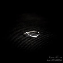 Cargar imagen en el visor de la galería, ANILLO PIRÁMIDE
