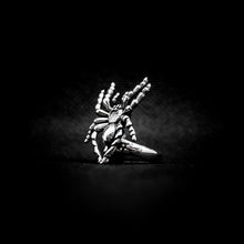 Cargar imagen en el visor de la galería, ANILLO ARAÑA
