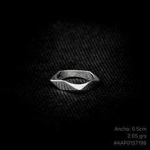 Cargar imagen en el visor de la galería, ANILLO MINIMALISTA
