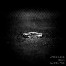 Cargar imagen en el visor de la galería, ANILLO PLUMA
