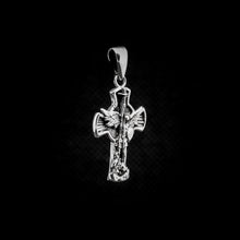 Cargar imagen en el visor de la galería, DIJE CRUZ SAN MIGUEL ARCÁNGEL
