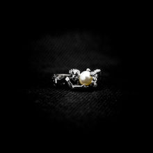 Cargar imagen en el visor de la galería, ANILLO ÁNGELES PERLA DE RÍO
