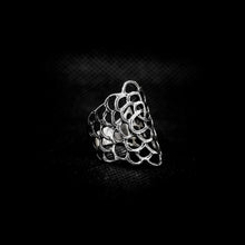 Cargar imagen en el visor de la galería, ANILLO RED CALADO
