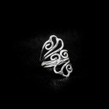 Cargar imagen en el visor de la galería, ANILLO ONDAS Y ESPIRALES
