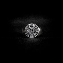 Cargar imagen en el visor de la galería, ANILLO SELLO DE SAN BENITO
