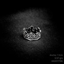 Cargar imagen en el visor de la galería, ANILLO CORONA REY MAXIMO
