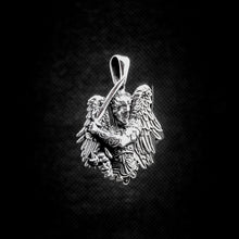 Cargar imagen en el visor de la galería, DIJE SAN MIGUEL ARCÁNGEL
