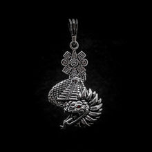 Cargar imagen en el visor de la galería, DIJE QUETZALCÓATL
