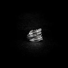 Cargar imagen en el visor de la galería, ANILLO PLUMA

