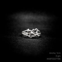 Cargar imagen en el visor de la galería, ANILLO CORAZONES
