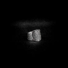 Cargar imagen en el visor de la galería, ANILLO CALENDARIO AZTECA
