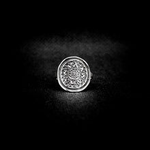 Cargar imagen en el visor de la galería, ANILLO CALENDARIO AZTECA
