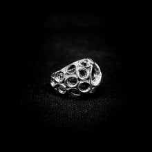 Cargar imagen en el visor de la galería, ANILLO CALADO
