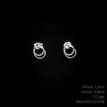 Cargar imagen en el visor de la galería, ARETES ENTRELAZADOS
