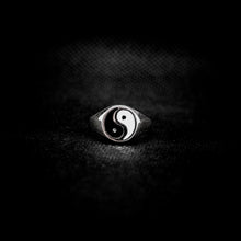 Cargar imagen en el visor de la galería, ANILLO YIN YANG
