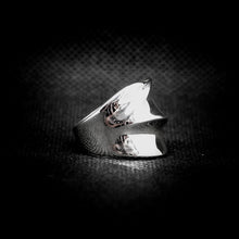 Cargar imagen en el visor de la galería, ANILLO ONDULADO
