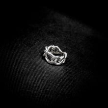 Cargar imagen en el visor de la galería, ANILLO CUBANO
