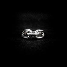 Cargar imagen en el visor de la galería, ANILLO NUDO DE CADENA
