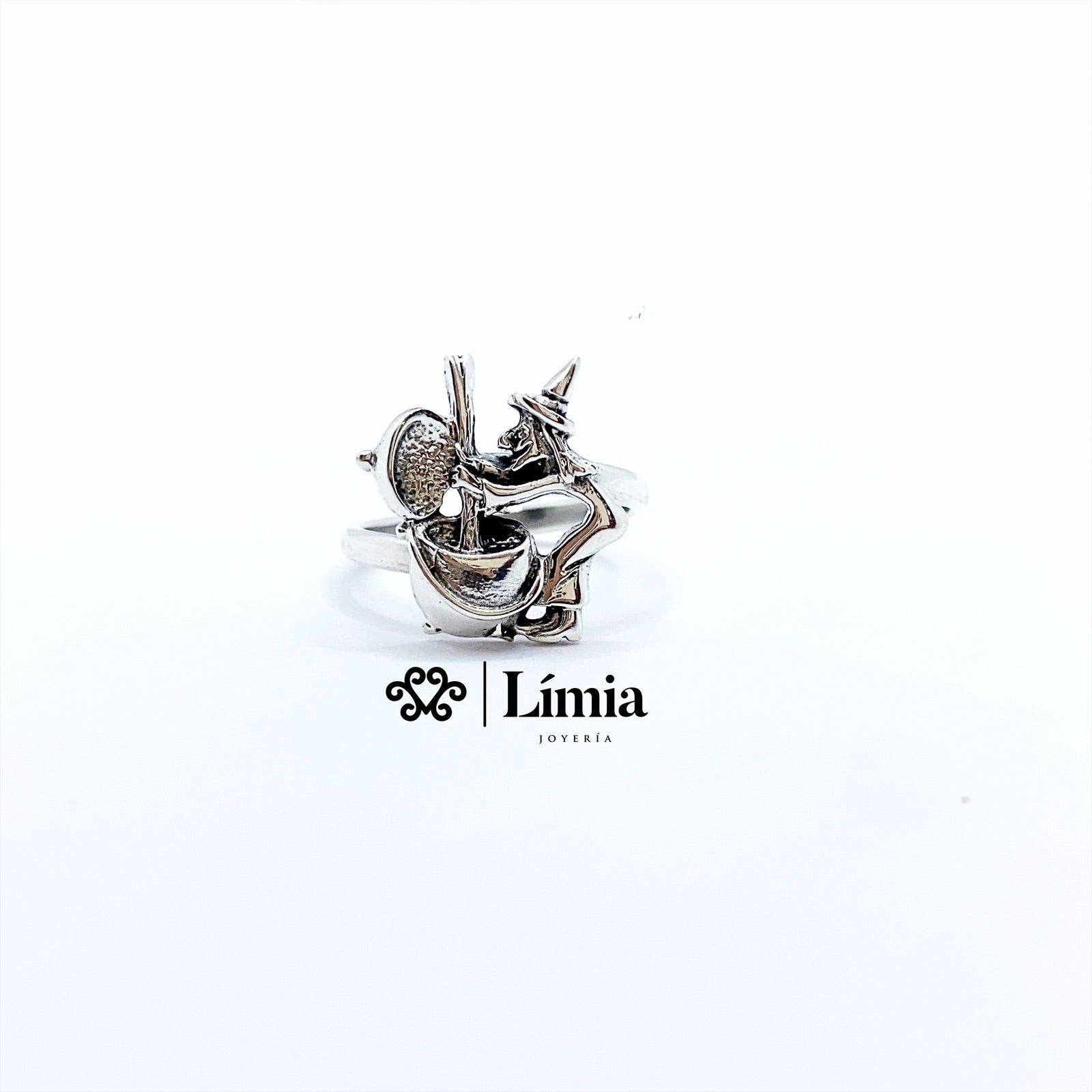 ANILLO BRUJA CALDERO
